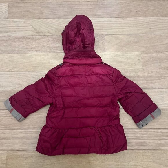 Burberry girls down jacket with zippered hood - Picture 2 of 3